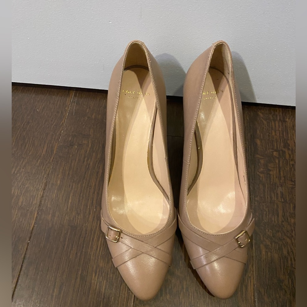 Cole Haan Leather Pump, Nude color, Size 7.5